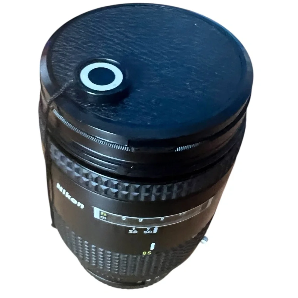Nikon AF Nikkor 28–85mm f/3.5–4.5 Lens w/ Tokina UV 62mm Filter & Case Japan